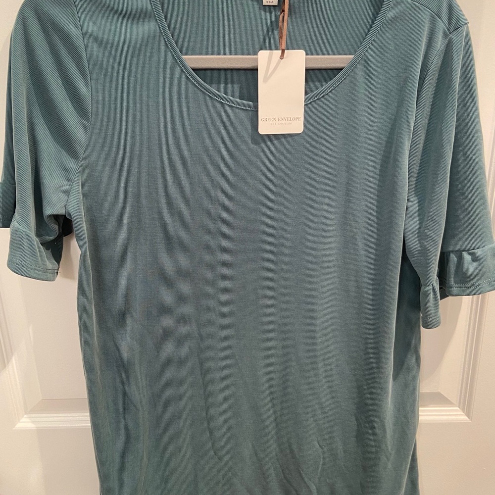 Green envelope top